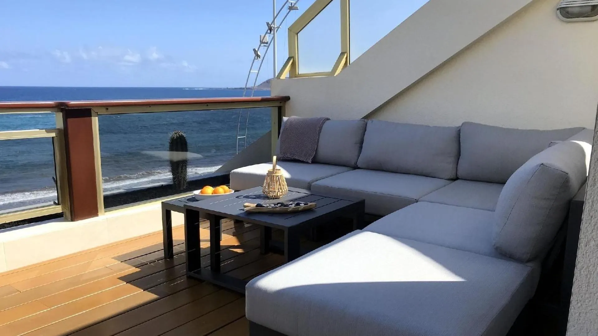 Schoene Ferienwohnung Direkt Am Strand Las Palmas de Gran Canaria Apartment
